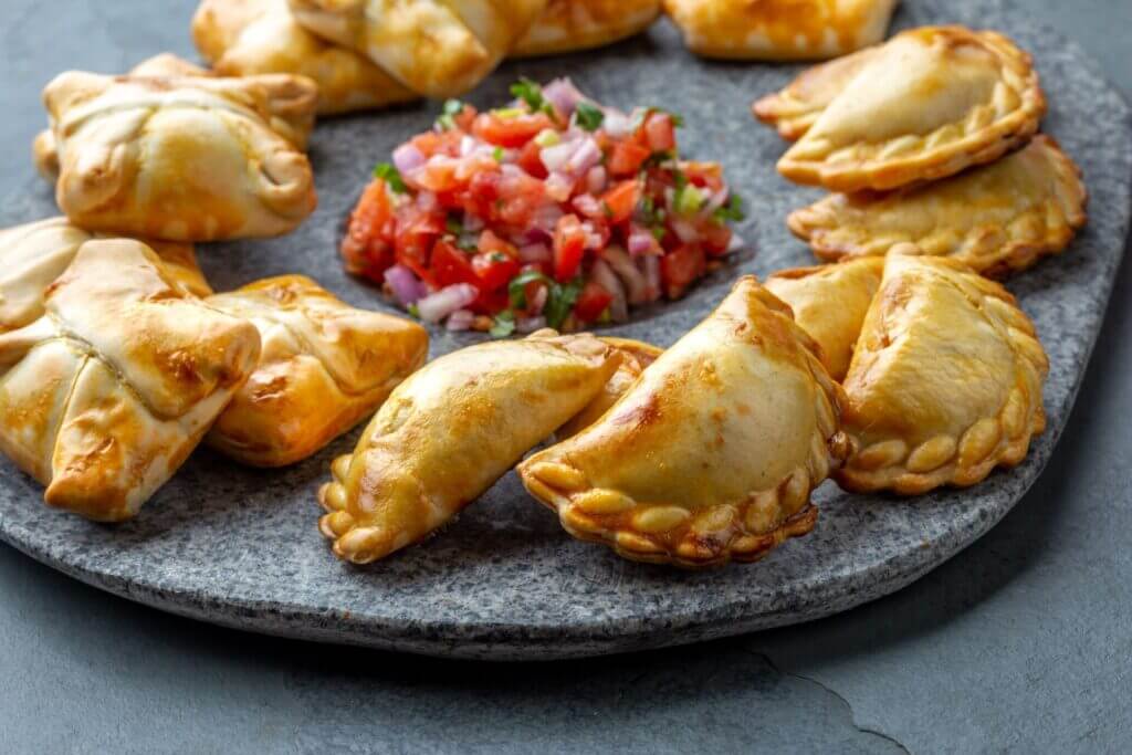 Las empanadas argentinas son una delicia de la comida latina encuentras en las Vegas
